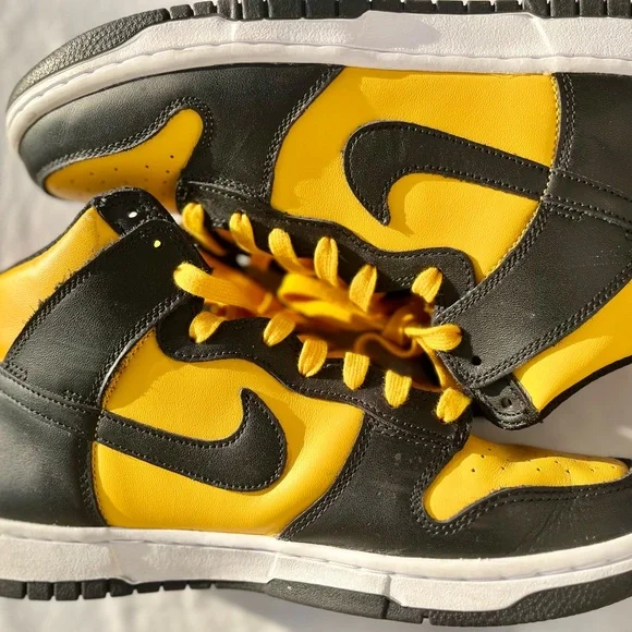 Nike Dunk High “University Gold” 2021 – Men’s 9 / UK 8 with Box - Picture 5 of 5